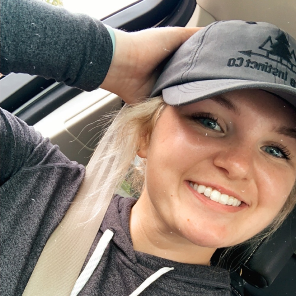 Meet your Posher, Alexandra